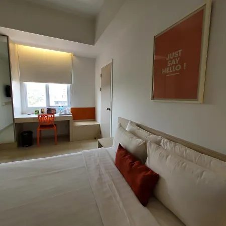 Zuri Express Mangga Dua Hotel Jakarta Exterior photo