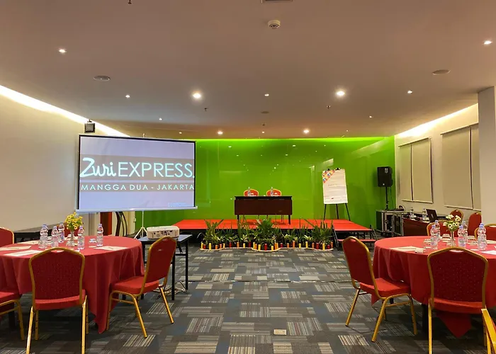 Zuri Express Mangga Dua